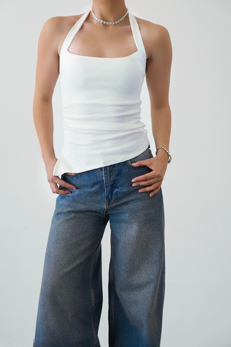 BluzBeyaz Asimetrik Halter Yaka Fitilli Bluz
