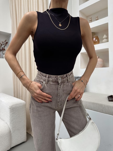 Dik Yaka Basic Kolsuz Bluz Acı Kahve