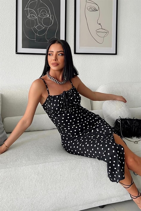 Askılı Çıtır Yırtmaçlı Elbise Siyah