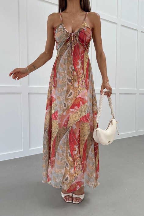 Desenli Göğüs Büzgü Şifon Elbise Kırmızı