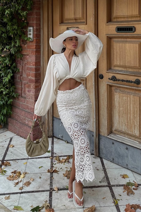 Kroşe Yırtmaçlı Uzun Etek Bej