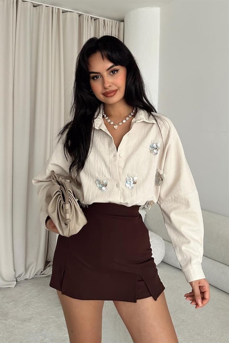 Yırtmaç Detaylı Şortlu Etek Kahve