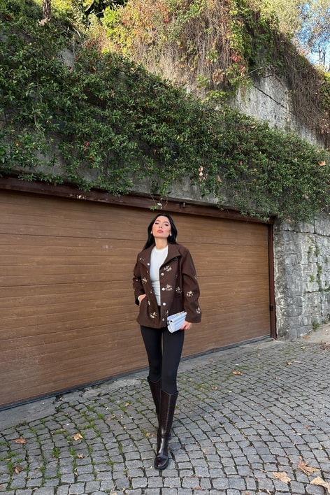 İşlemeli Kaşe Kaban Kahve