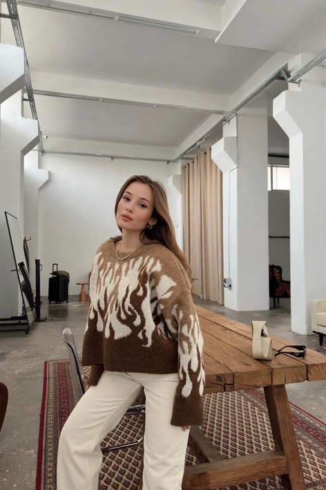 Desenli Yün Hırka Kahve