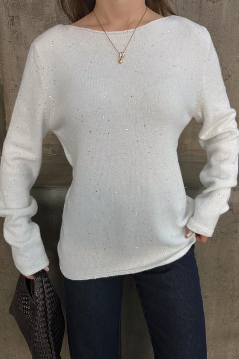 Kayık Yaka Pullu Simli Triko Kazak Beyaz