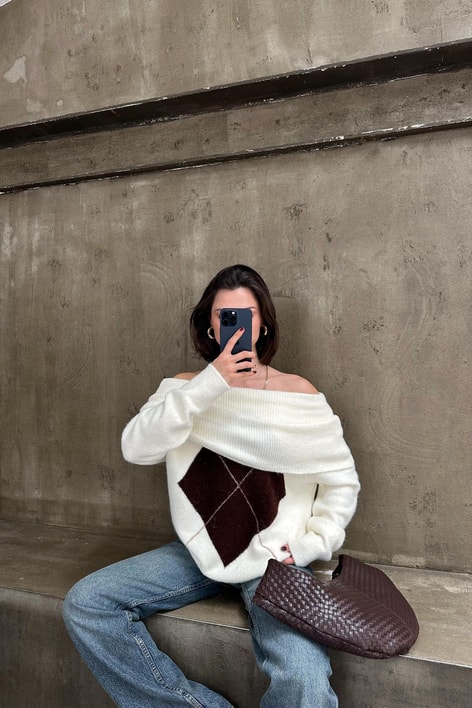 Madonna Yaka Baklava Desen Kazak Ekru