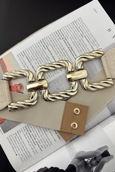 Sarmal Tokalı Elastik Kemer Bej