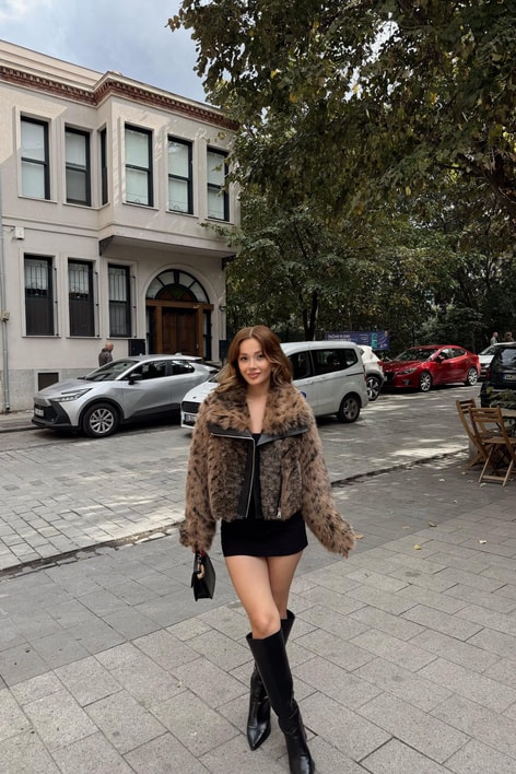 Fermuarlı Premium Kürk Camel