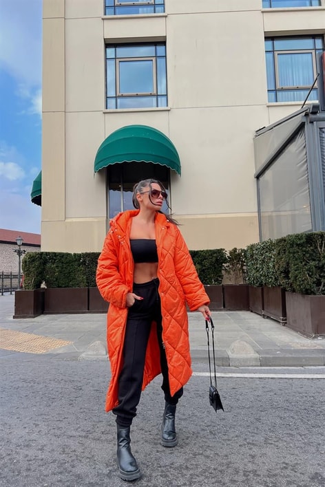 Kapitone Uzun Şişme Mont Oranj