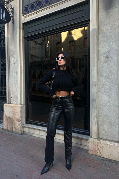 İspanyol Crop Kesim Deri Pantolon Siyah