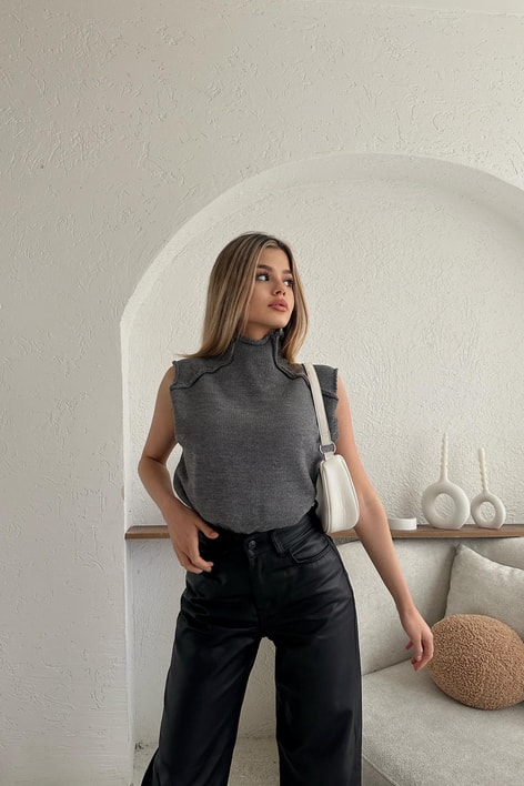 Ters Dikiş Detay Süveter Füme