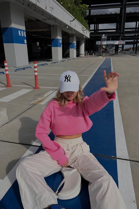 Dik Yaka Basic Sweatshirt Şeker Pembe