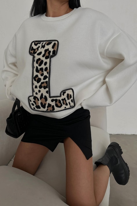 Harf Leopar Nakışlı Sweat Beyaz
