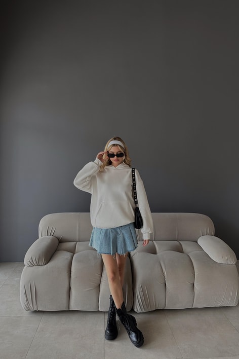 Kanguru Cepli Kapüşonlu Sweatshirt Beyaz