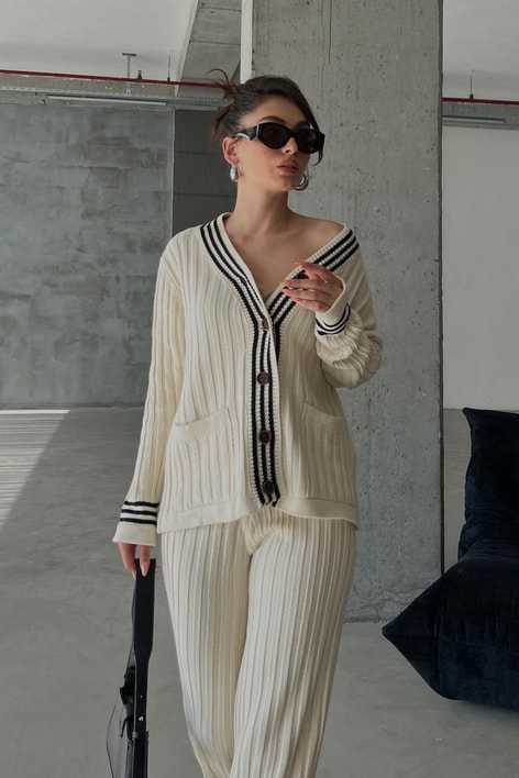 Triko Hırka Pantolon Takım Ekru