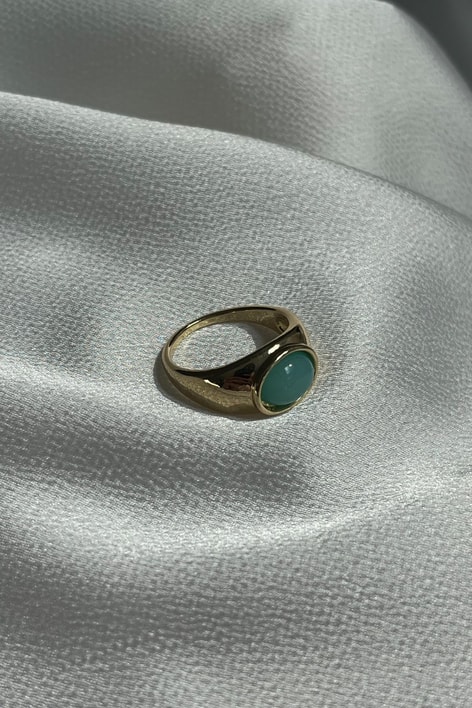 Oval Taş Yüzük Gold