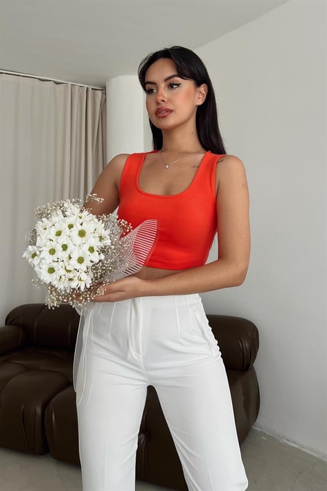 Kalın Askılı Yuvarlak Yaka Top Nar Çiçeği