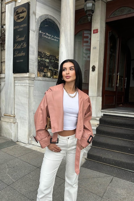 Kısa Deri Trenç Pudra