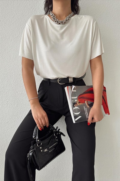 Bisiklet Yaka Basic Tshirt Krem