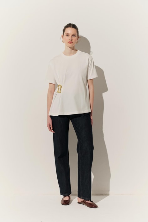 Gold Aksesuar Detaylı Tshirt Beyaz