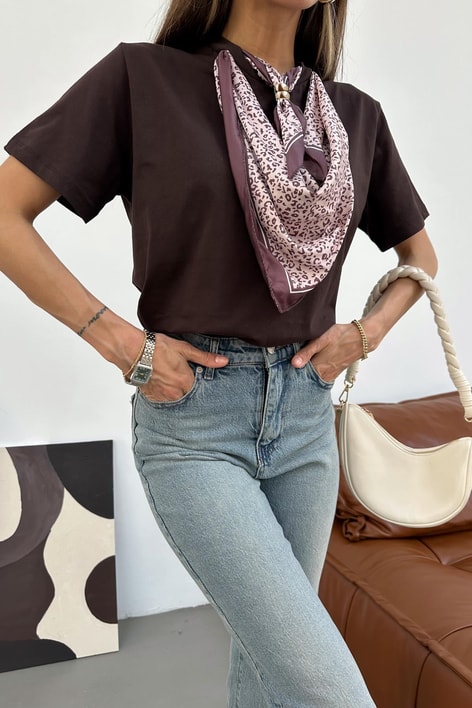 Leopar Desen Fularlı Tshirt Acı Kahve