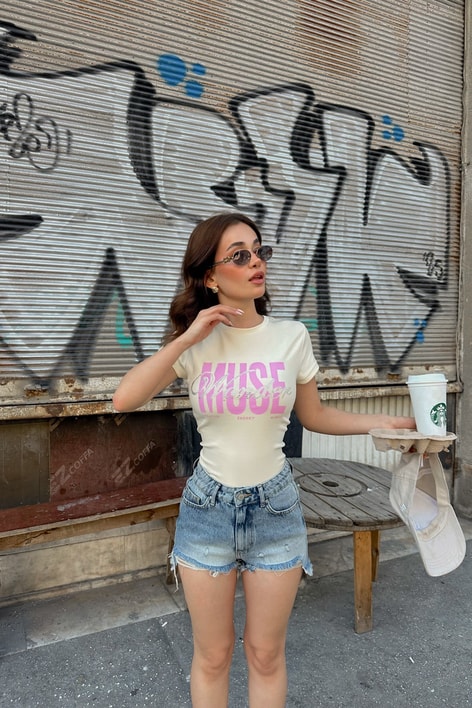 Muse Wonder  Tshirt Sarı