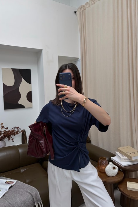 Vatkalı Ön Büzgü Detay Tshirt Lacivert