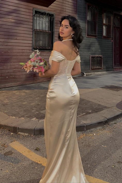 Cup Pearly Alina Abiye Gold