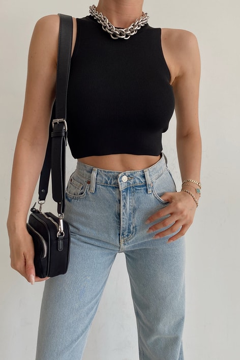 Boğazlı Pamuklu Örme Bluz Siyah