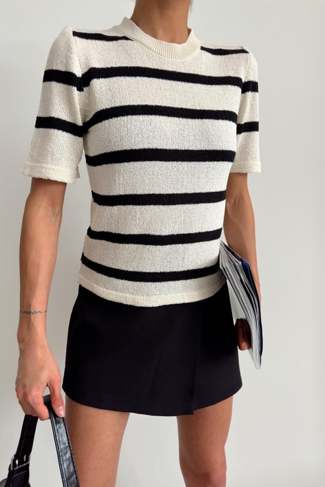 Çelik Örme Çizgili Bluz Krem