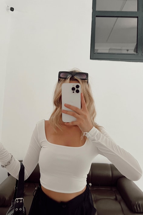 Crop Kare Yaka Bluz Beyaz