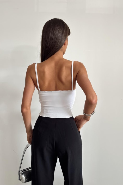 Dantel Yaka Askılı Crop Beyaz