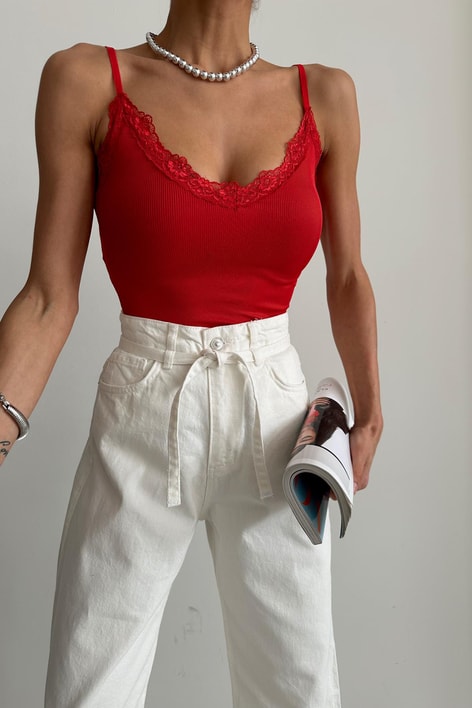 Dantel Yaka Askılı Crop Kırmızı