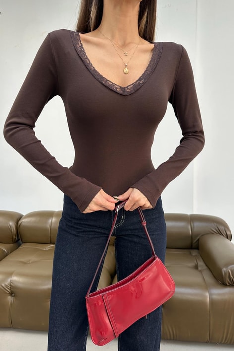 Dantel Yaka Detay Bluz Kahve