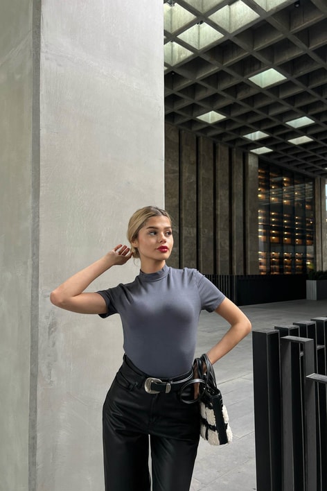 Dik Yaka Body Antrasit