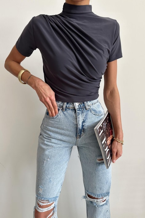 Dik Yaka Büzgülü Kısa Kol Bluz Antrasit