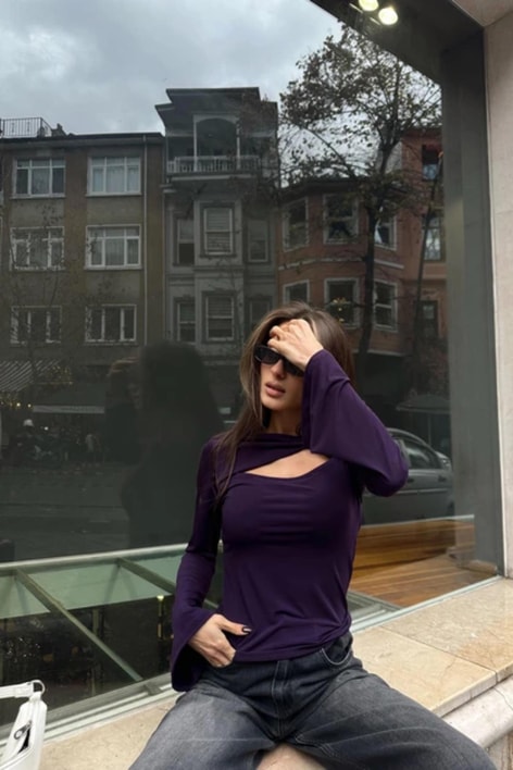 Göğüs Dekolteli Sandy Bluz Mürdüm