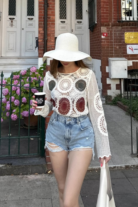 Güpür İşlemeli Etnik Bluz Beyaz