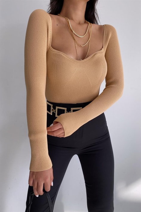 Kalp Yaka Triko Bluz Camel