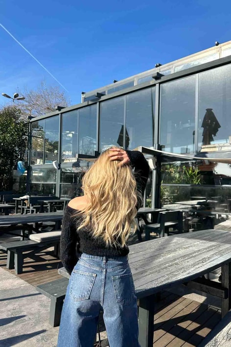 Kayık Yaka Yumoş Bluz Siyah