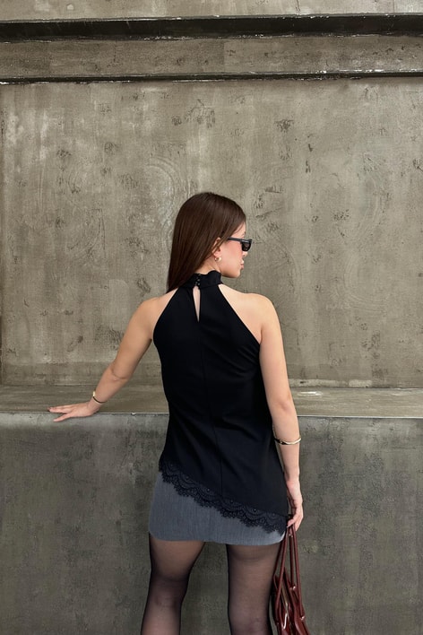 Scuba Asimetrik Dantel Detay Bluz Siyah