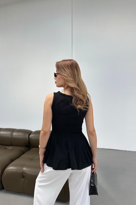 Sıfır Kol Volanlı Triko Bluz Siyah