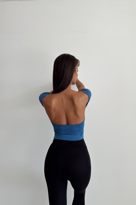 Sırtı Açık Basic Kısa Kol Bluz Mavi