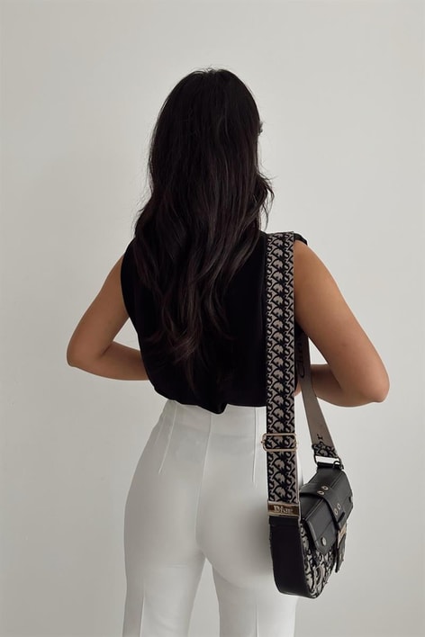 Vatkalı Sıfır Kol Bluz Siyah