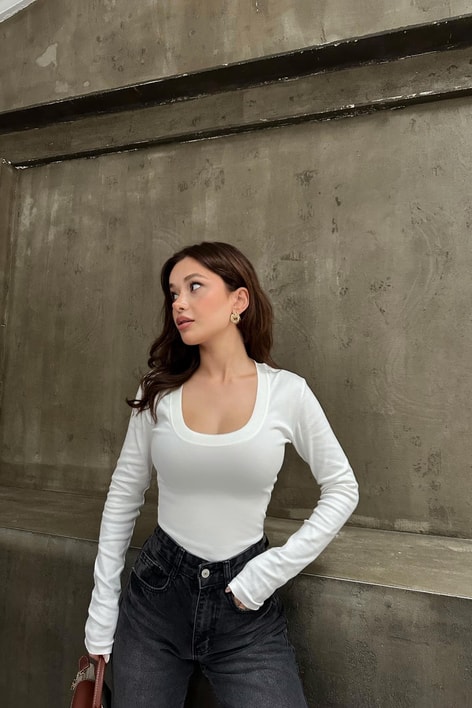 Yuvarlak Dikiş Yaka Bluz Beyaz