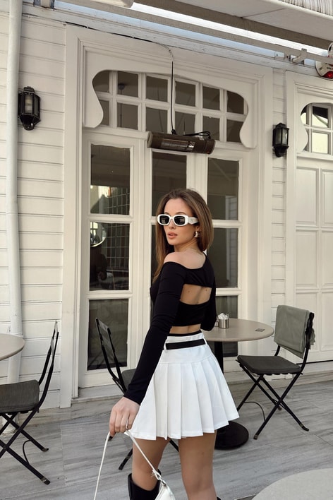 Sırt Dekolteli Fit Bodysuit Siyah