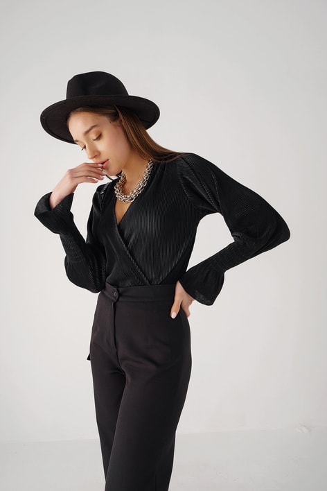 Volan Kol Piliseli Bodysuit Siyah