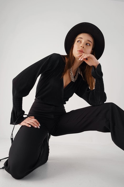 Volan Kol Piliseli Bodysuit Siyah