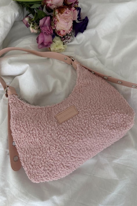 Tüylü Kol Çantası Pembe