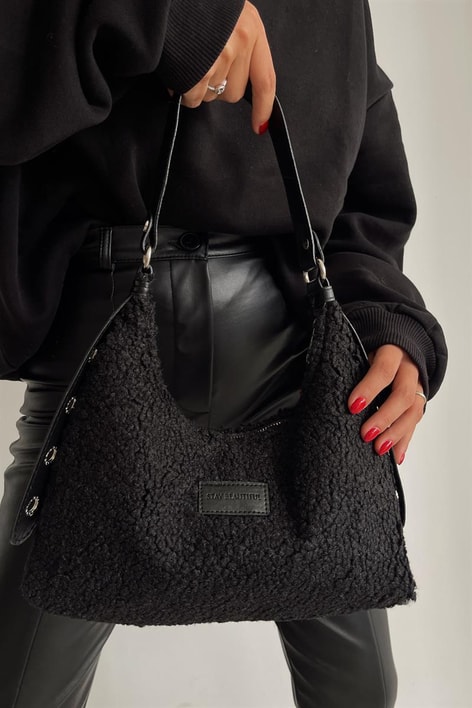 Tüylü Kol Çantası Siyah